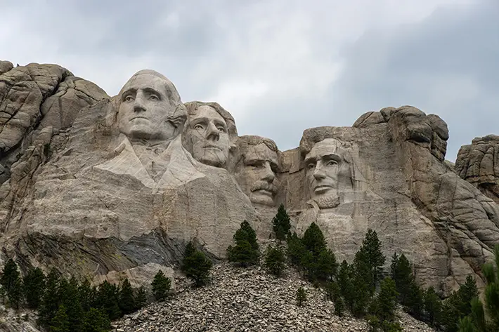 south dakota stone heads